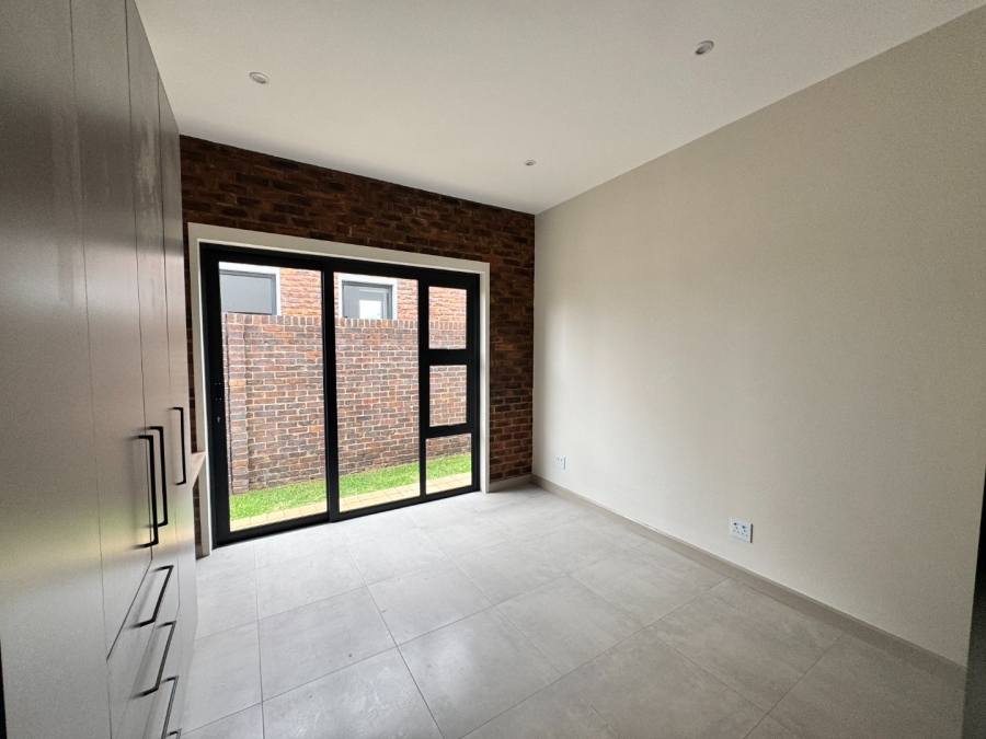 3 Bedroom Property for Sale in Helderzicht Eco Estate North West